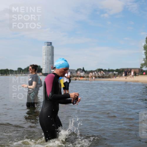21.06.2026 - Viking Triathlon Michael Strokosch http://msf.ph/oto/9820169 21.06.2026 10:53:43 Schwimmen 97, 182, 203, 257, 365, 390, 515, 538, 607 meine-sportfotos.de