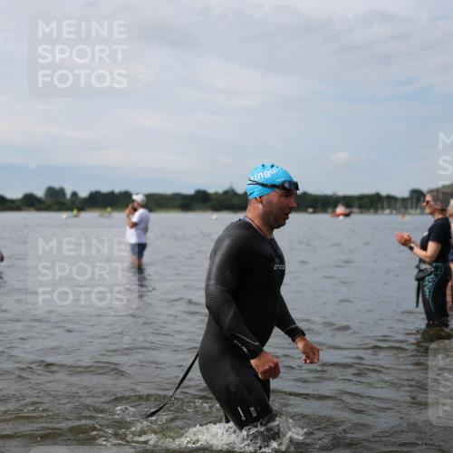 21.06.2026 - Viking Triathlon Michael Strokosch http://msf.ph/oto/9820186 21.06.2026 10:53:53 Schwimmen 61, 97, 190, 203, 237, 257, 390, 515, 631 meine-sportfotos.de