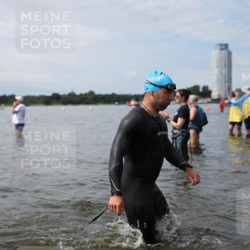 21.06.2026 - Viking Triathlon Michael Strokosch http://msf.ph/oto/9820188 21.06.2026 10:53:54 Schwimmen 61, 97, 190, 203, 237, 257, 390, 515, 631 meine-sportfotos.de