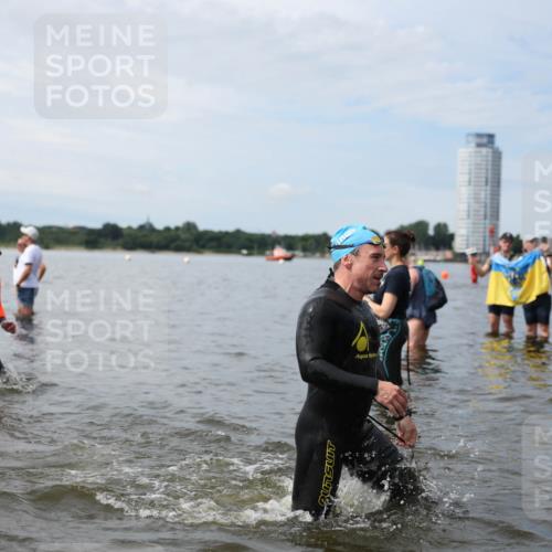 21.06.2026 - Viking Triathlon Michael Strokosch http://msf.ph/oto/9820195 21.06.2026 10:53:56 Schwimmen 61, 97, 190, 203, 237, 257, 390, 515, 631 meine-sportfotos.de