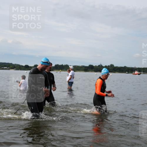 21.06.2026 - Viking Triathlon Michael Strokosch http://msf.ph/oto/9820197 21.06.2026 10:53:57 Schwimmen 61, 97, 190, 203, 237, 257, 390, 515, 631 meine-sportfotos.de