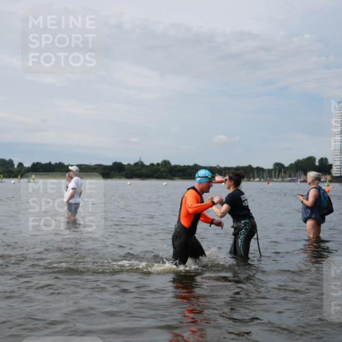 21.06.2026 - Viking Triathlon Michael Strokosch http://msf.ph/oto/9820204 21.06.2026 10:54:06 Schwimmen 61, 190, 237, 390, 631 meine-sportfotos.de