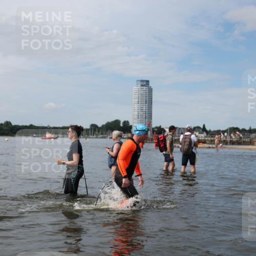 21.06.2026 - Viking Triathlon Michael Strokosch http://msf.ph/oto/9820210 21.06.2026 10:54:07 Schwimmen 61, 190, 237, 390, 557, 631 meine-sportfotos.de