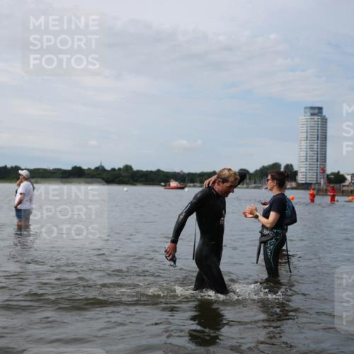 21.06.2026 - Viking Triathlon Michael Strokosch http://msf.ph/oto/9820225 21.06.2026 10:54:31 Schwimmen 275, 413, 427, 504, 557, 613 meine-sportfotos.de