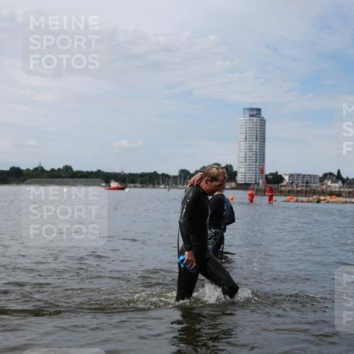 21.06.2026 - Viking Triathlon Michael Strokosch http://msf.ph/oto/9820227 21.06.2026 10:54:31 Schwimmen 275, 413, 427, 504, 557, 613 meine-sportfotos.de