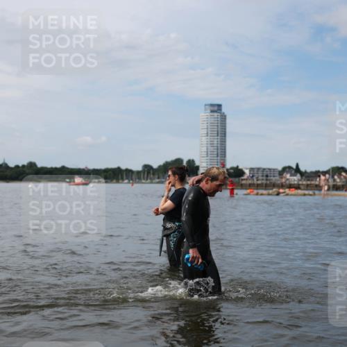 21.06.2026 - Viking Triathlon Michael Strokosch http://msf.ph/oto/9820228 21.06.2026 10:54:31 Schwimmen 275, 413, 427, 504, 557, 613 meine-sportfotos.de