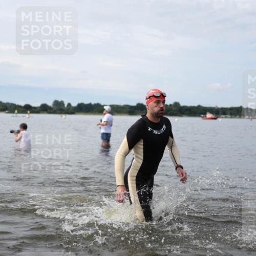 21.06.2026 - Viking Triathlon Michael Strokosch http://msf.ph/oto/9820234 21.06.2026 10:54:38 Schwimmen 52, 244, 275, 347, 413, 424, 504, 509, 613 meine-sportfotos.de