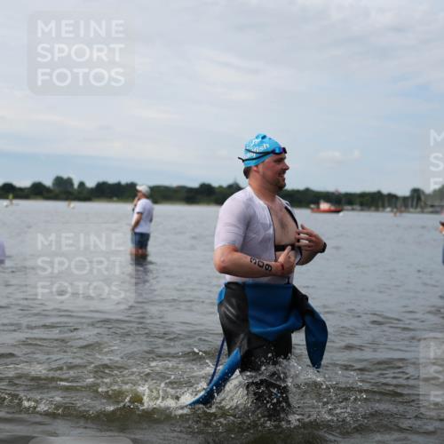 21.06.2026 - Viking Triathlon Michael Strokosch http://msf.ph/oto/9820281 21.06.2026 10:54:58 Schwimmen 52, 160, 244, 309, 347, 509, 566 meine-sportfotos.de