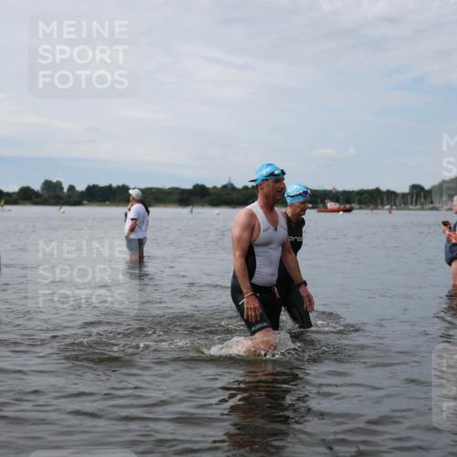 21.06.2026 - Viking Triathlon Michael Strokosch http://msf.ph/oto/9820287 21.06.2026 10:55:11 Schwimmen 160, 305, 344, 561, 566 meine-sportfotos.de