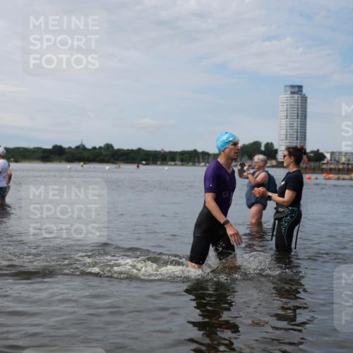 21.06.2026 - Viking Triathlon Michael Strokosch http://msf.ph/oto/9820342 21.06.2026 10:56:07 Schwimmen 24, 117, 357, 502 meine-sportfotos.de