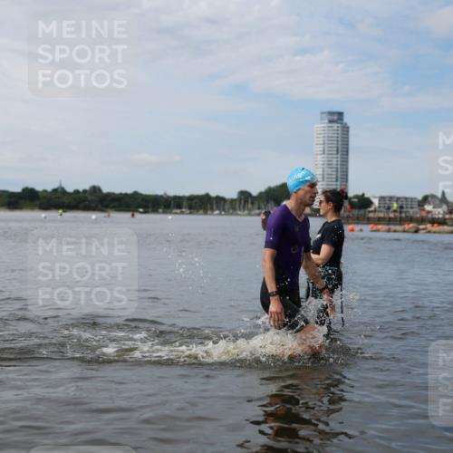 21.06.2026 - Viking Triathlon Michael Strokosch http://msf.ph/oto/9820343 21.06.2026 10:56:07 Schwimmen 24, 117, 357, 502 meine-sportfotos.de