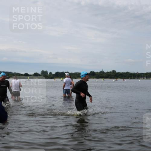 21.06.2026 - Viking Triathlon Michael Strokosch http://msf.ph/oto/9820351 21.06.2026 10:56:11 Schwimmen 24, 117, 127, 357, 502 meine-sportfotos.de