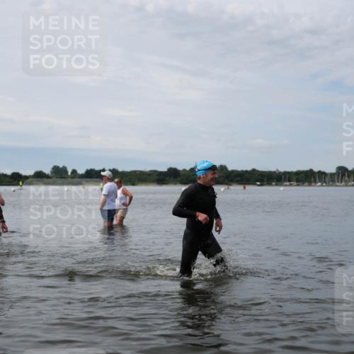 21.06.2026 - Viking Triathlon Michael Strokosch http://msf.ph/oto/9820353 21.06.2026 10:56:11 Schwimmen 24, 117, 127, 357, 502 meine-sportfotos.de