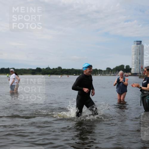 21.06.2026 - Viking Triathlon Michael Strokosch http://msf.ph/oto/9820356 21.06.2026 10:56:12 Schwimmen 24, 117, 127, 357, 502 meine-sportfotos.de