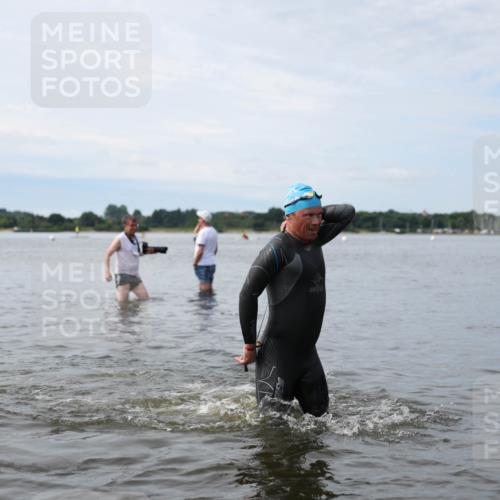 21.06.2026 - Viking Triathlon Michael Strokosch http://msf.ph/oto/9820383 21.06.2026 10:56:36 Schwimmen 374 meine-sportfotos.de