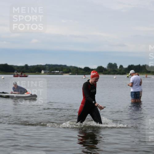 21.06.2026 - Viking Triathlon Michael Strokosch http://msf.ph/oto/9820405 21.06.2026 10:57:29 Schwimmen 652 meine-sportfotos.de