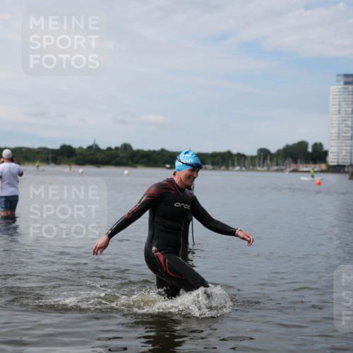 21.06.2026 - Viking Triathlon Michael Strokosch http://msf.ph/oto/9820421 21.06.2026 10:57:47 Schwimmen 224 meine-sportfotos.de