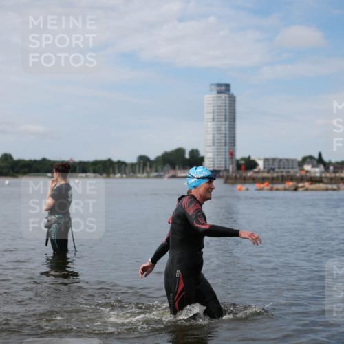 21.06.2026 - Viking Triathlon Michael Strokosch http://msf.ph/oto/9820425 21.06.2026 10:57:48 Schwimmen 224 meine-sportfotos.de
