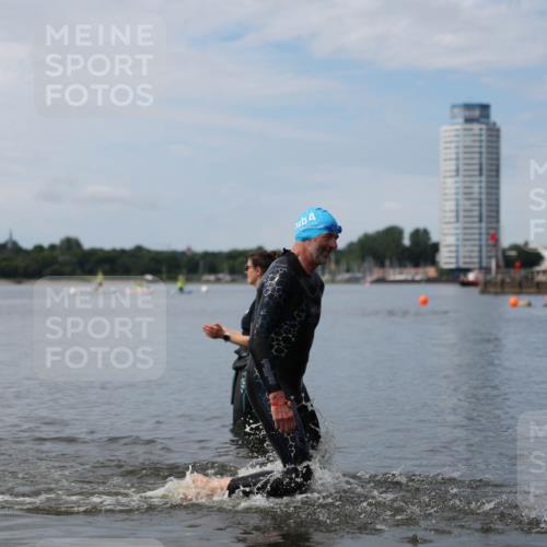 21.06.2026 - Viking Triathlon Michael Strokosch http://msf.ph/oto/9820437 21.06.2026 10:58:27 Schwimmen 439 meine-sportfotos.de