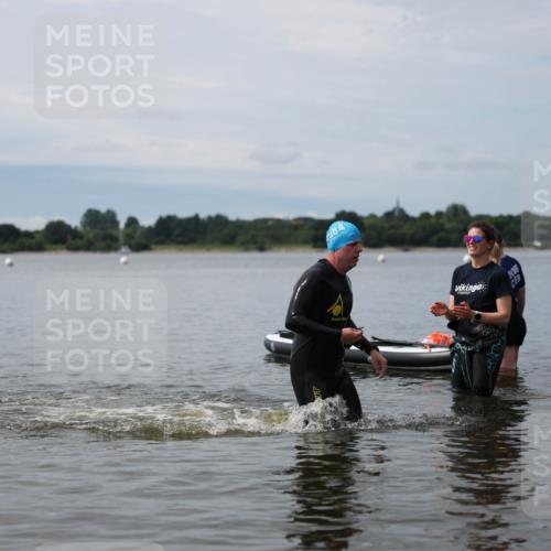21.06.2026 - Viking Triathlon Michael Strokosch http://msf.ph/oto/9820467 21.06.2026 10:59:09 Schwimmen 106, 253 meine-sportfotos.de