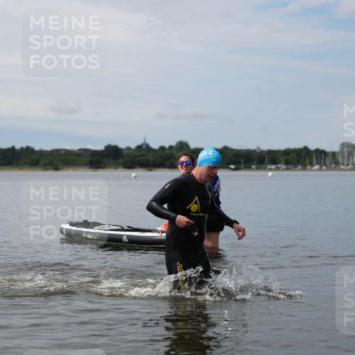 21.06.2026 - Viking Triathlon Michael Strokosch http://msf.ph/oto/9820470 21.06.2026 10:59:10 Schwimmen 106, 253 meine-sportfotos.de