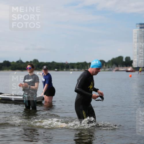 21.06.2026 - Viking Triathlon Michael Strokosch http://msf.ph/oto/9820474 21.06.2026 10:59:11 Schwimmen 106, 253 meine-sportfotos.de