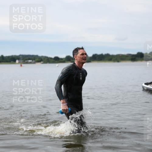 21.06.2026 - Viking Triathlon Michael Strokosch http://msf.ph/oto/9820480 21.06.2026 10:59:19 Schwimmen 106, 253 meine-sportfotos.de