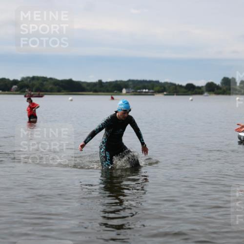 21.06.2026 - Viking Triathlon Michael Strokosch http://msf.ph/oto/9820490 21.06.2026 10:59:41 Schwimmen 542 meine-sportfotos.de