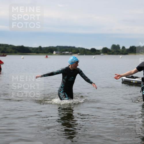 21.06.2026 - Viking Triathlon Michael Strokosch http://msf.ph/oto/9820492 21.06.2026 10:59:41 Schwimmen 542 meine-sportfotos.de