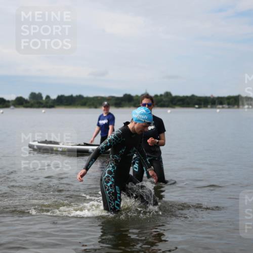 21.06.2026 - Viking Triathlon Michael Strokosch http://msf.ph/oto/9820499 21.06.2026 10:59:44 Schwimmen 542 meine-sportfotos.de