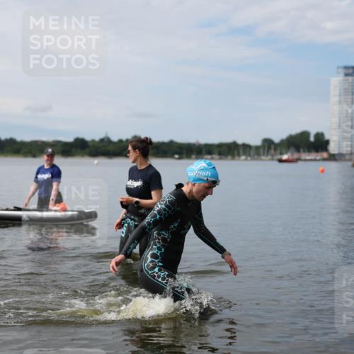 21.06.2026 - Viking Triathlon Michael Strokosch http://msf.ph/oto/9820501 21.06.2026 10:59:45 Schwimmen 542 meine-sportfotos.de