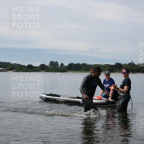 21.06.2026 - Viking Triathlon Michael Strokosch http://msf.ph/oto/9820506 21.06.2026 11:01:00 Schwimmen 71 meine-sportfotos.de