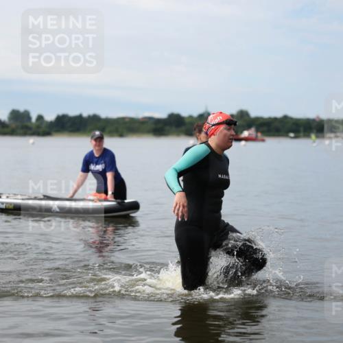 21.06.2026 - Viking Triathlon Michael Strokosch http://msf.ph/oto/9820529 21.06.2026 11:01:59 Schwimmen 646 meine-sportfotos.de