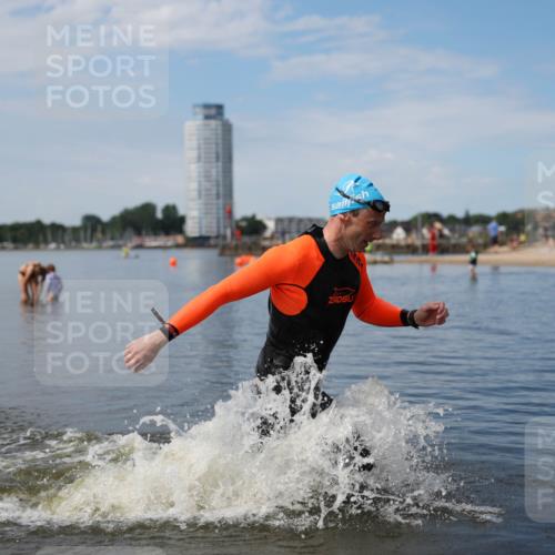 21.06.2026 - Viking Triathlon Michael Strokosch http://msf.ph/oto/9820547 21.06.2026 11:02:52 Schwimmen 379 meine-sportfotos.de