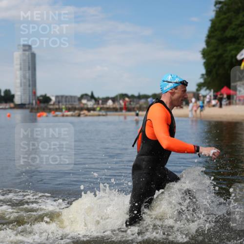 21.06.2026 - Viking Triathlon Michael Strokosch http://msf.ph/oto/9820549 21.06.2026 11:02:53 Schwimmen 379 meine-sportfotos.de