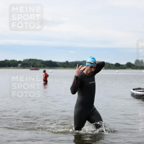 21.06.2026 - Viking Triathlon Michael Strokosch http://msf.ph/oto/9820554 21.06.2026 11:03:20 Schwimmen 529 meine-sportfotos.de