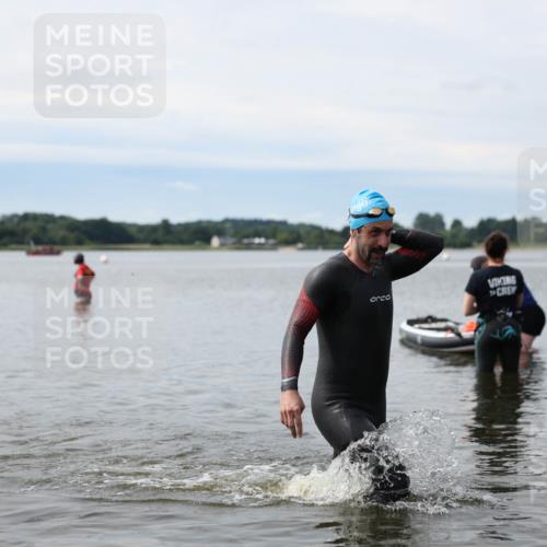 21.06.2026 - Viking Triathlon Michael Strokosch http://msf.ph/oto/9820556 21.06.2026 11:03:21 Schwimmen 529 meine-sportfotos.de