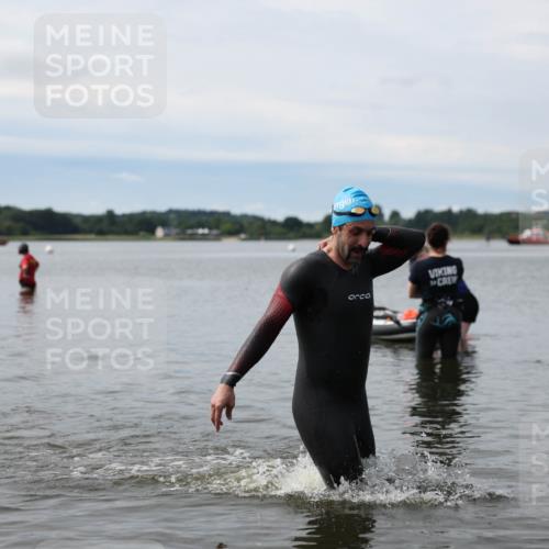 21.06.2026 - Viking Triathlon Michael Strokosch http://msf.ph/oto/9820557 21.06.2026 11:03:21 Schwimmen 529 meine-sportfotos.de