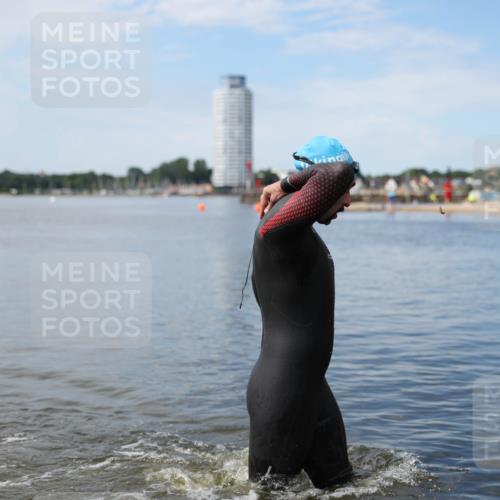 21.06.2026 - Viking Triathlon Michael Strokosch http://msf.ph/oto/9820570 21.06.2026 11:03:24 Schwimmen 529 meine-sportfotos.de
