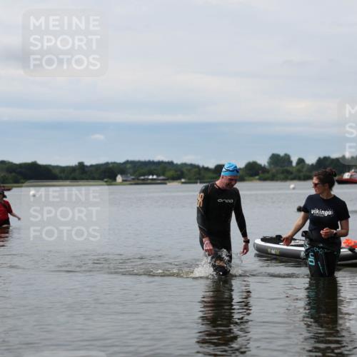 21.06.2026 - Viking Triathlon Michael Strokosch http://msf.ph/oto/9820573 21.06.2026 11:04:06 Schwimmen 421 meine-sportfotos.de