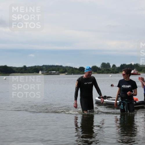21.06.2026 - Viking Triathlon Michael Strokosch http://msf.ph/oto/9820574 21.06.2026 11:04:07 Schwimmen 421 meine-sportfotos.de
