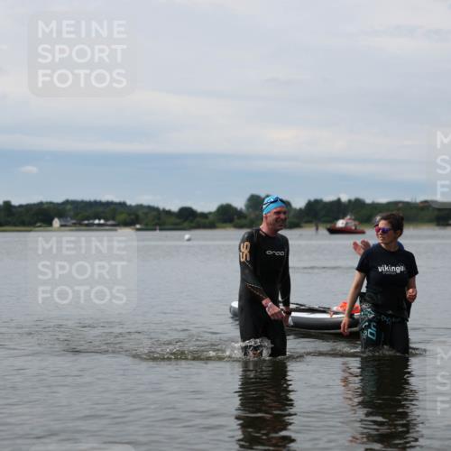 21.06.2026 - Viking Triathlon Michael Strokosch http://msf.ph/oto/9820576 21.06.2026 11:04:07 Schwimmen 421 meine-sportfotos.de