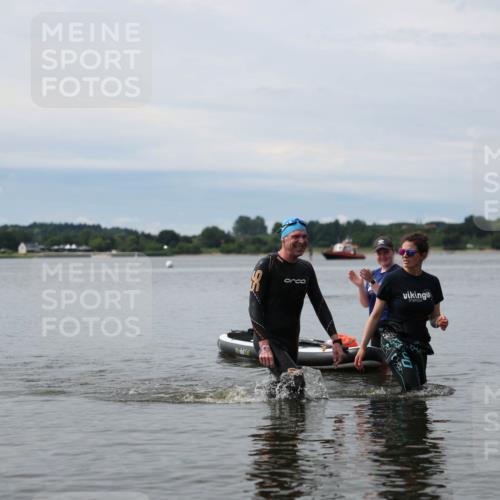 21.06.2026 - Viking Triathlon Michael Strokosch http://msf.ph/oto/9820577 21.06.2026 11:04:08 Schwimmen 421 meine-sportfotos.de