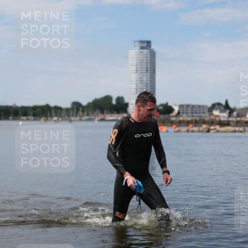 21.06.2026 - Viking Triathlon Michael Strokosch http://msf.ph/oto/9820587 21.06.2026 11:04:12 Schwimmen 421 meine-sportfotos.de