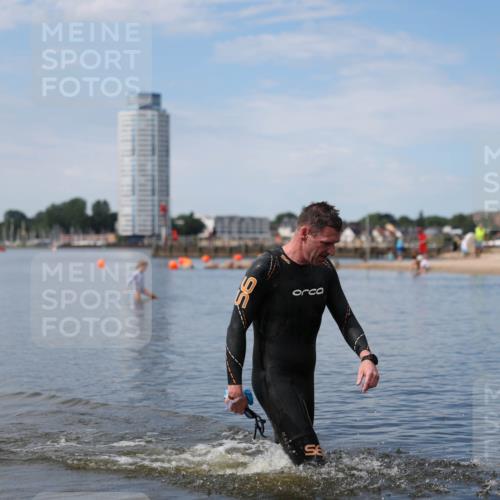 21.06.2026 - Viking Triathlon Michael Strokosch http://msf.ph/oto/9820590 21.06.2026 11:04:13 Schwimmen 421 meine-sportfotos.de