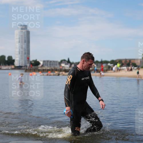 21.06.2026 - Viking Triathlon Michael Strokosch http://msf.ph/oto/9820591 21.06.2026 11:04:13 Schwimmen 421 meine-sportfotos.de