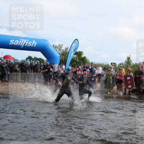 21.06.2026 - Viking Triathlon Michael Strokosch http://msf.ph/oto/9820634 21.06.2026 10:00:37 Schwimmen 25, 31, 104, 334, 422, 453, 474, 547, 548, 575, 610, 620, 626, 637, 669 meine-sportfotos.de