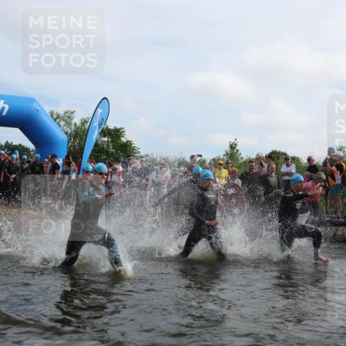 21.06.2026 - Viking Triathlon Michael Strokosch http://msf.ph/oto/9820650 21.06.2026 10:00:44 Schwimmen 46, 104, 119, 176, 371, 426, 441, 453, 466, 548, 565, 569, 620, 626, 643 meine-sportfotos.de