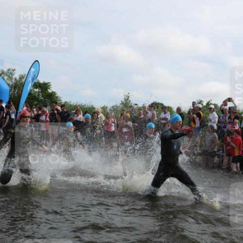 21.06.2026 - Viking Triathlon Michael Strokosch http://msf.ph/oto/9820660 21.06.2026 10:00:49 Schwimmen 27, 42, 46, 74, 98, 119, 176, 218, 371, 426, 441, 466, 565, 569, 643 meine-sportfotos.de