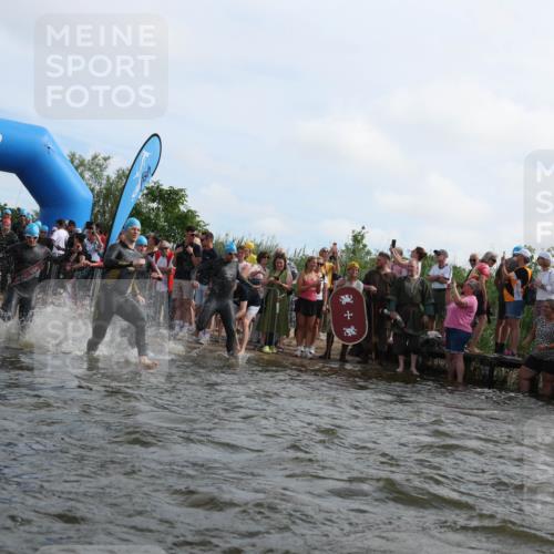 21.06.2026 - Viking Triathlon Michael Strokosch http://msf.ph/oto/9820670 21.06.2026 10:00:53 Schwimmen 27, 42, 46, 74, 98, 119, 176, 218, 371, 426, 441, 454, 466, 565, 569, 640, 643 meine-sportfotos.de
